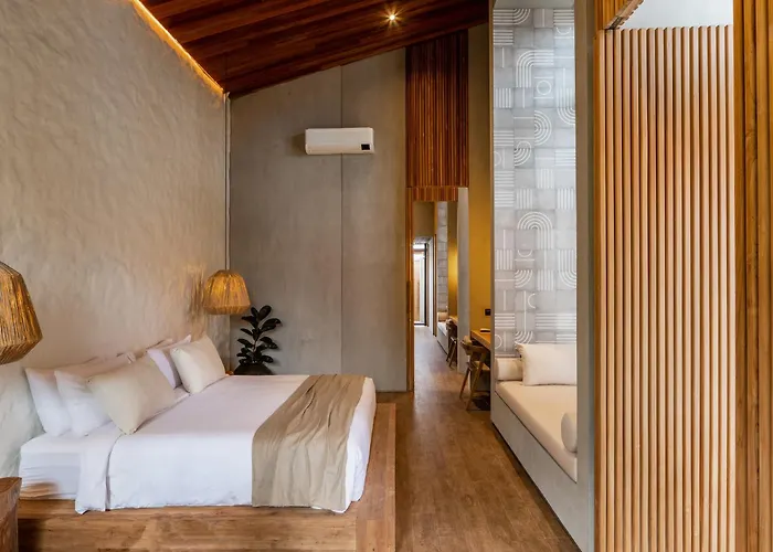 Levante Bali By House Of Winds - Tropical Oasis Near Canggu Villa